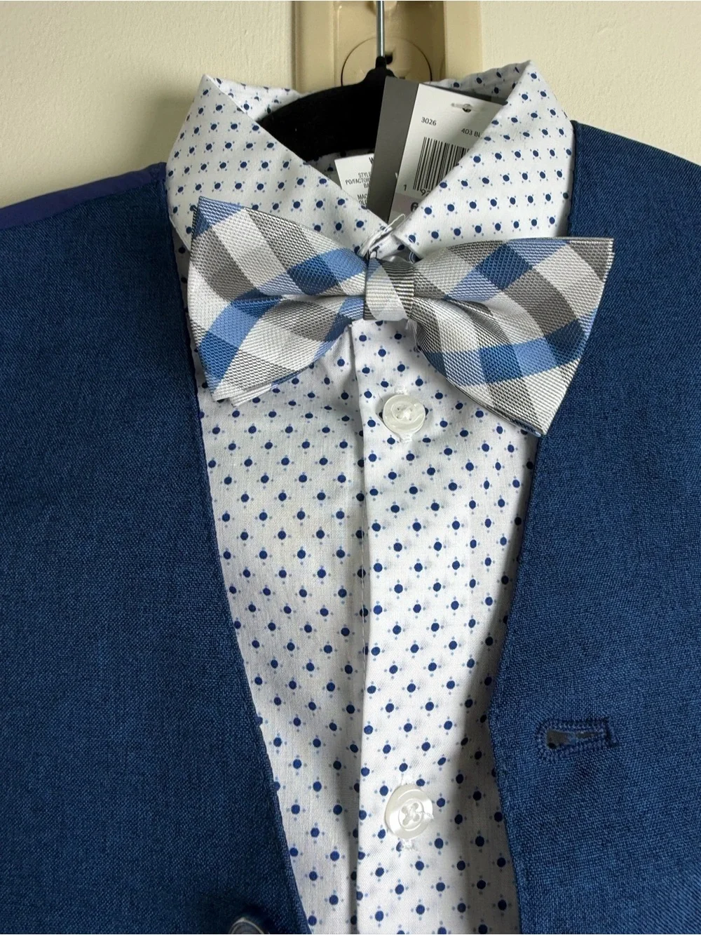 Boy’s Van Huesen4 Pc Set With Navy Pants ( With Elastic band) Shirt Tie And Vest
